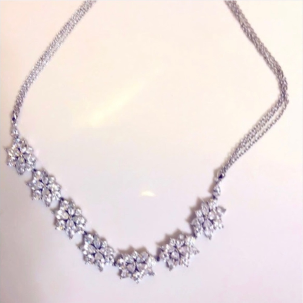 Nadri Cubic Zirconia Choker Necklace Flowers Silver 16”Inches Great Condition